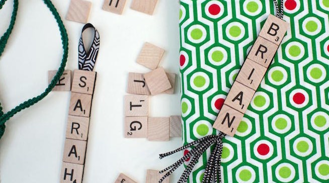gift-wrapping-tags-scrabble